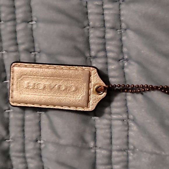 Coach hang tags - Picture 3 of 7
